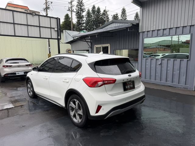 FORD福特 ACTIVA  第4張相片