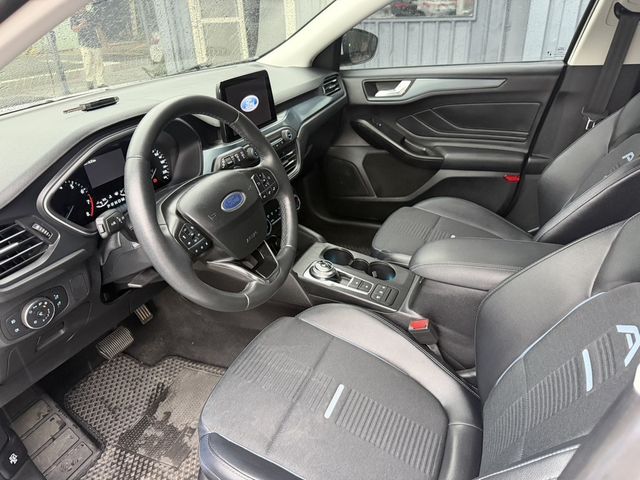 FORD福特 ACTIVA  第5張相片