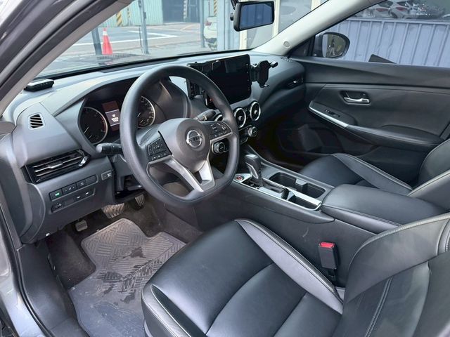 NISSAN日產 SENTRA  第5張相片