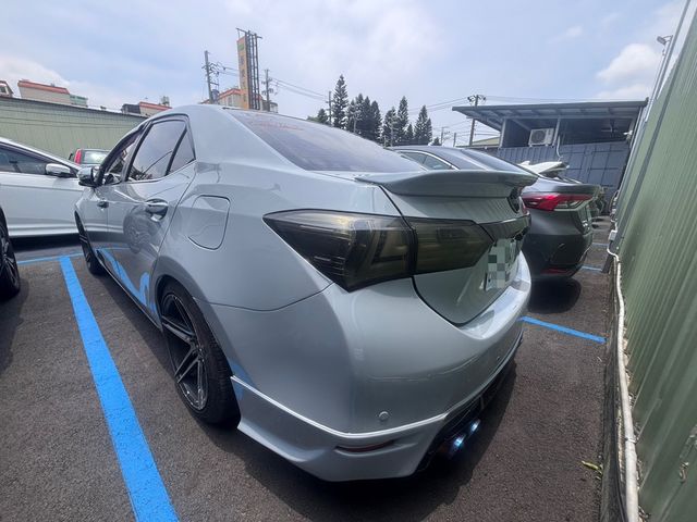 TOYOTA豐田 ALTIS  第3張相片