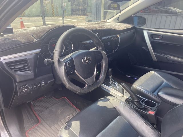 TOYOTA豐田 ALTIS  第5張相片