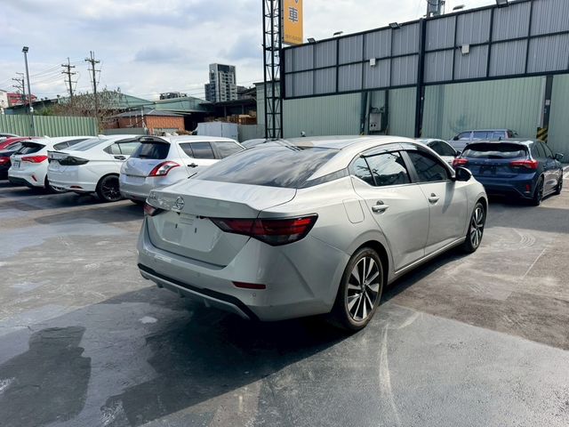 NISSAN日產 SENTRA  第3張相片
