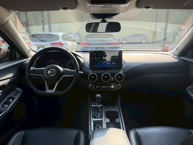 NISSAN日產 SENTRA  第5張相片