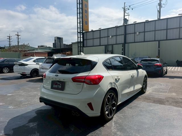 FORD福特 FOCUS  第3張相片