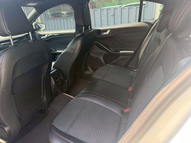 FORD福特 FOCUS  第6張相片
