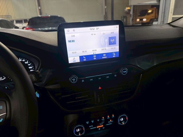 FORD福特 ACTIVA  第5張相片