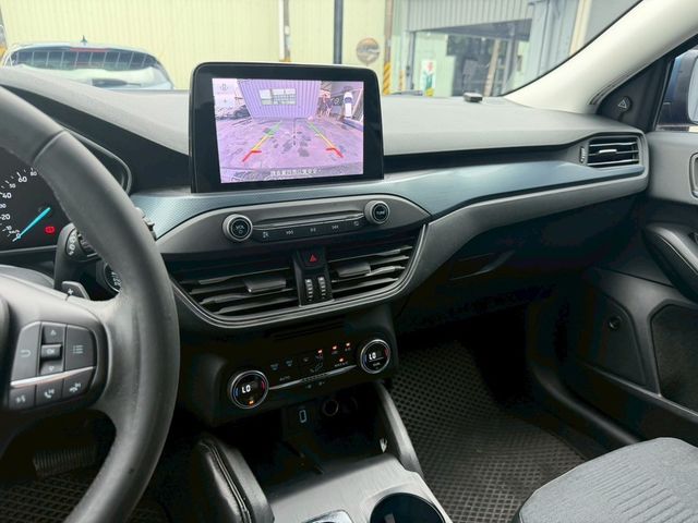 FORD福特 ACTIVA  第5張相片