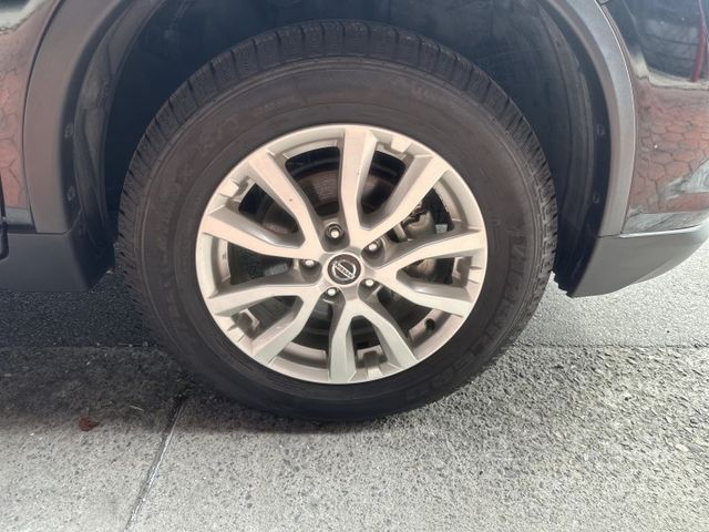 X-TRAIL  第7張相片