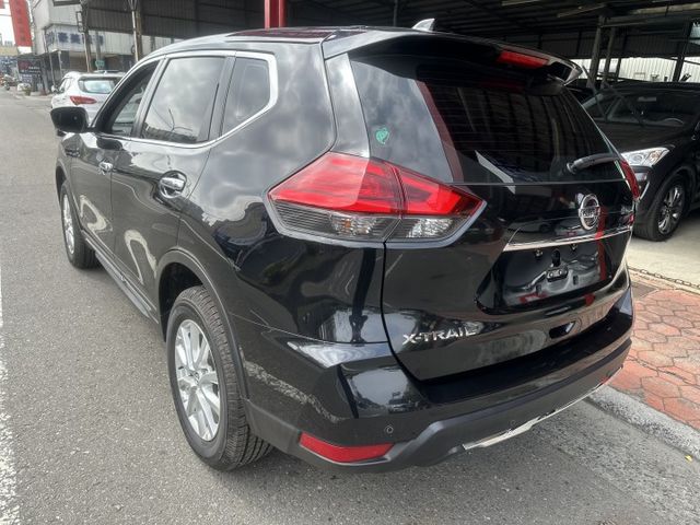 X-TRAIL  第9張相片