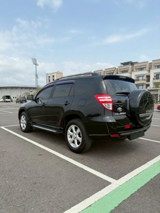 RAV4  第4張相片