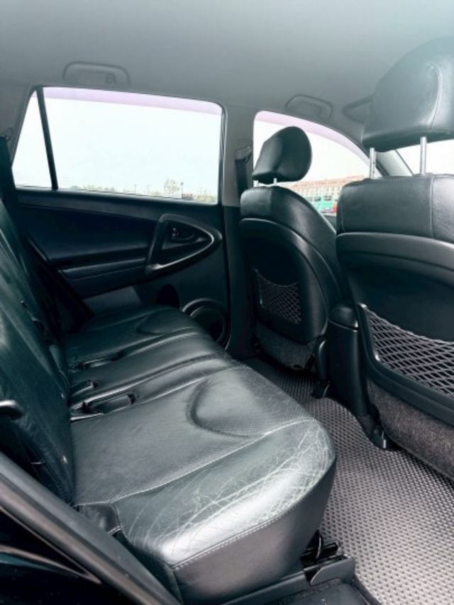 RAV4  第15張相片