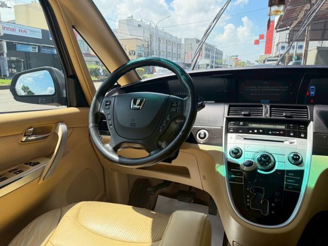 7 MPV 2.2T  第9張相片