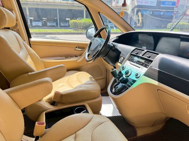 7 MPV 2.2T  第11張相片