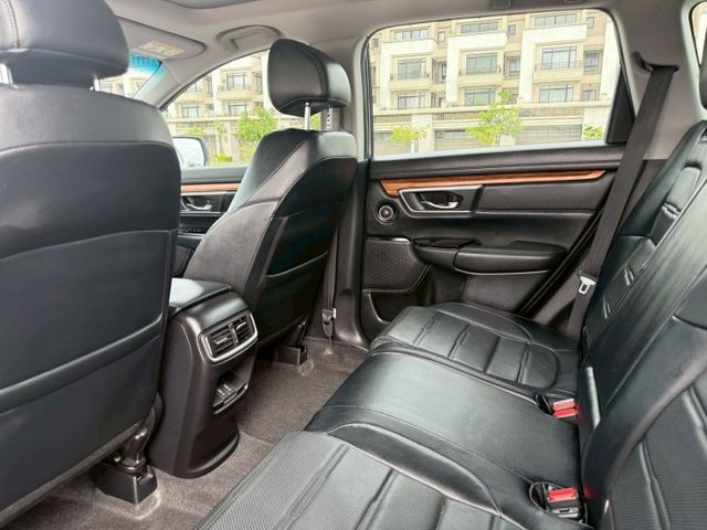 CR-V  第15張相片