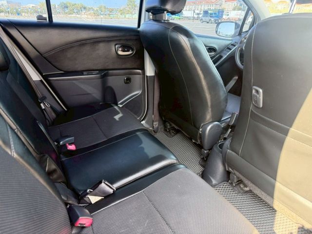 YARIS  第8張相片