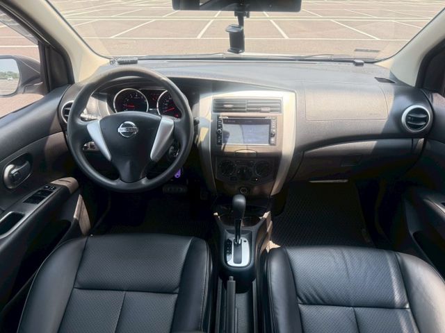 一手車/實跑13萬/認證車/原版/倒車影像、雷達/藍芽影音/後座分離傾倒/  第5張相片