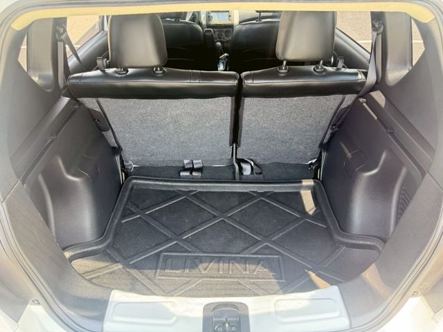 一手車/實跑13萬/認證車/原版/倒車影像、雷達/藍芽影音/後座分離傾倒/  第12張相片