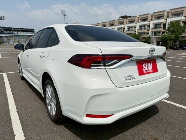 豪華版/認證車/可保固/IKEY/摸門/ACC跟車/CarPlay/恆溫/後座出風口/車道置中/  第3張相片