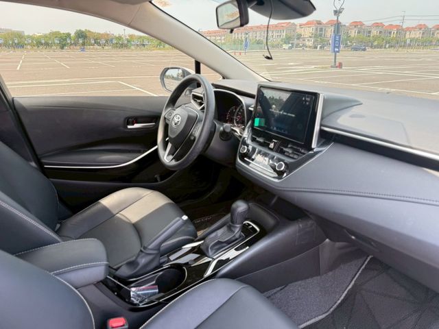 豪華版/認證車/可保固/IKEY/摸門/ACC跟車/CarPlay/恆溫/後座出風口/車道置中/  第9張相片
