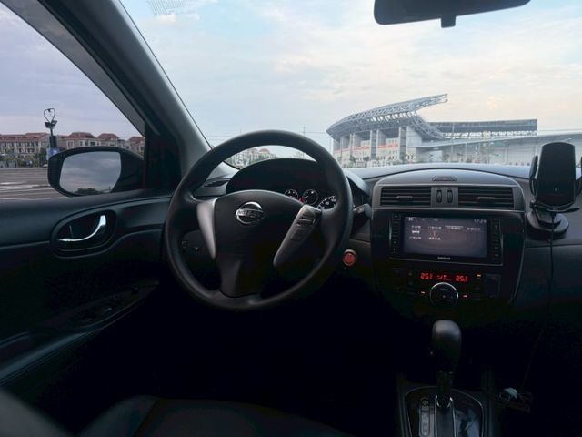 原版/里程跑少/IKEY/定速/360環景/雙區恆溫/後座分離傾倒/  第6張相片