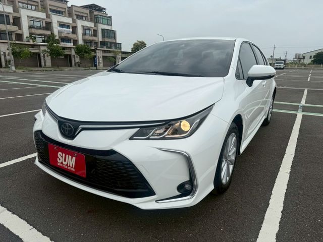 豪華版/認證車/原版/跑很少，準新車，跟新車差在價錢而已~/  第2張相片