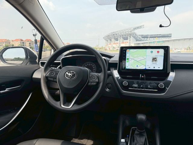 豪華版/認證車/可保固/IKEY/摸門/ACC跟車/CarPlay/恆溫/後座出風口/車道置中/  第6張相片