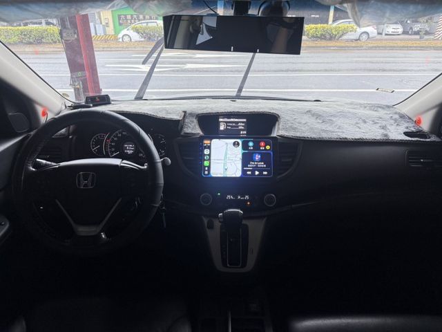 S版/4WD/認證車/定速/雙區恆溫/天窗/換檔撥片/360環景/電動椅/電折後視鏡/後座分離傾倒/  第5張相片