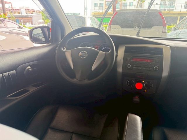 豪華版/認證車/原版/恆溫/後座分離傾倒/倒車雷達/前、後霧燈/  第6張相片