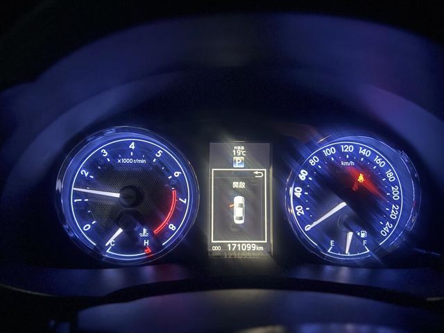 TOYOTA豐田 ALTIS  第7張相片