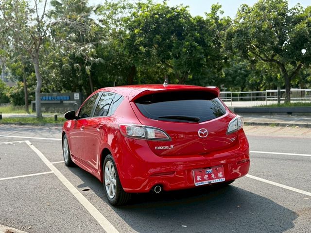MAZDA馬自達 MAZDA 3  第2張相片