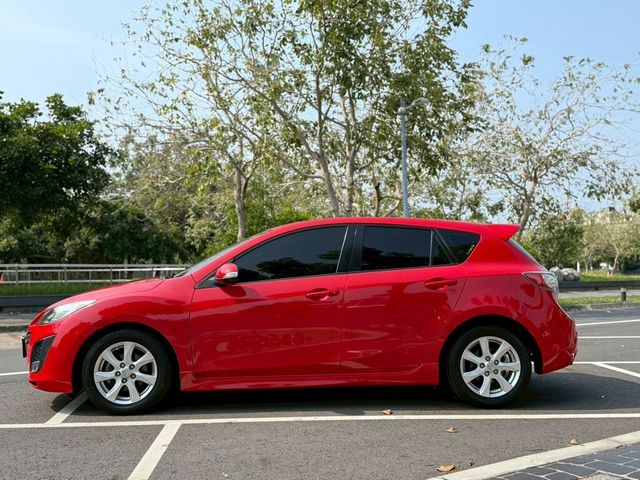 MAZDA馬自達 MAZDA 3  第5張相片