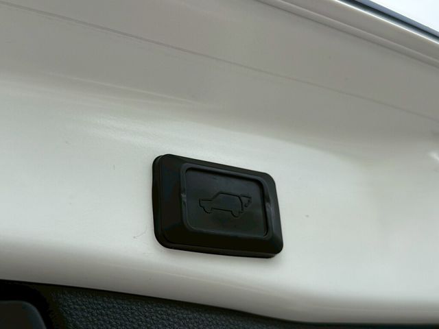 TOYOTA豐田 RAV4  第19張相片