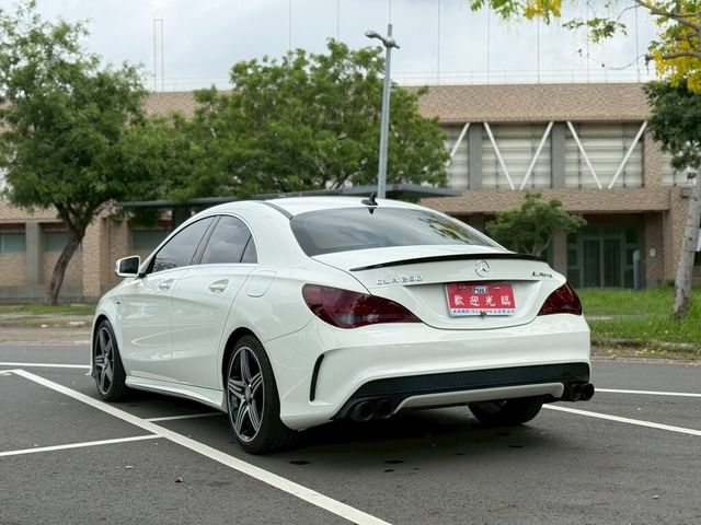 M-BENZ賓士 CLA250  第2張相片