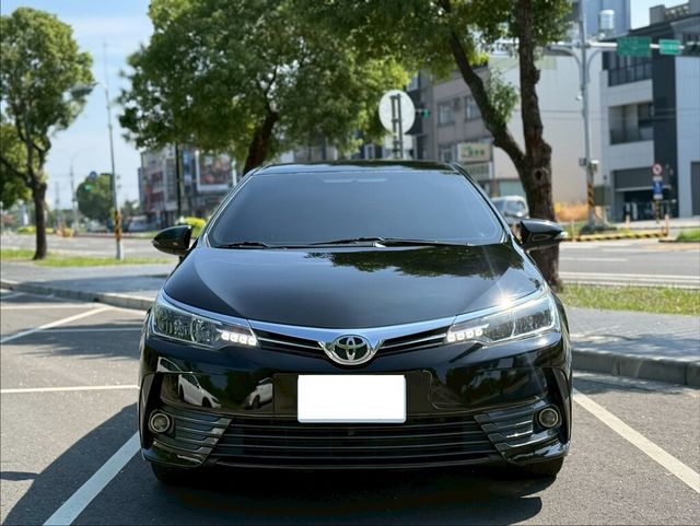 TOYOTA豐田 ALTIS  第3張相片