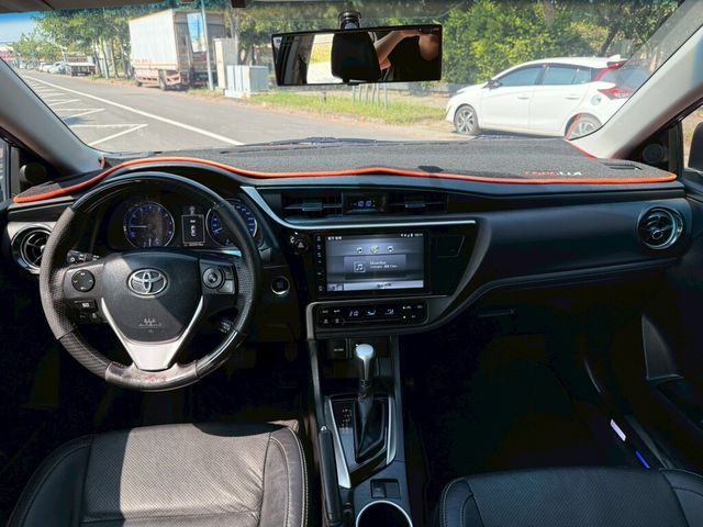 TOYOTA豐田 ALTIS  第5張相片