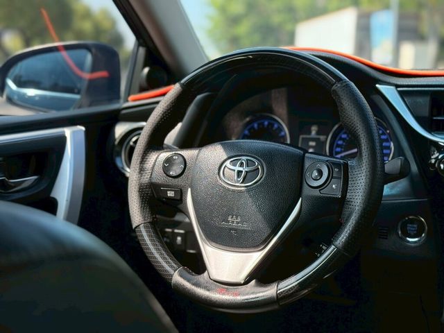 TOYOTA豐田 ALTIS  第6張相片