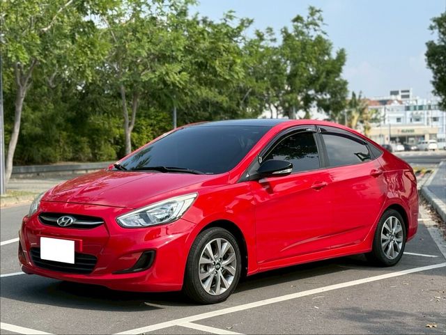 HYUNDAI現代 VERNA  第1張相片