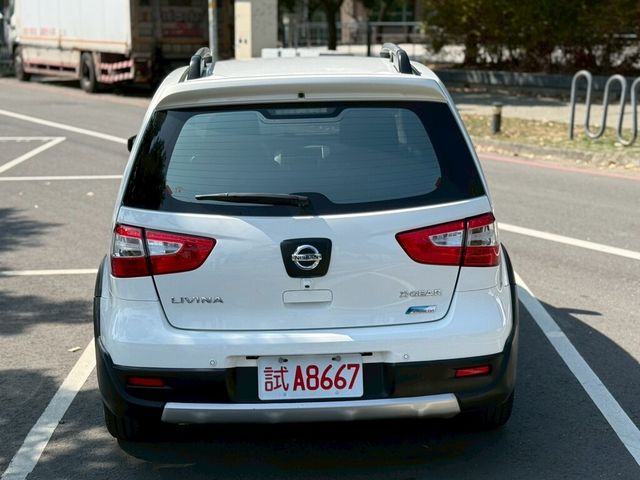 NISSAN日產 LIVINA  第4張相片