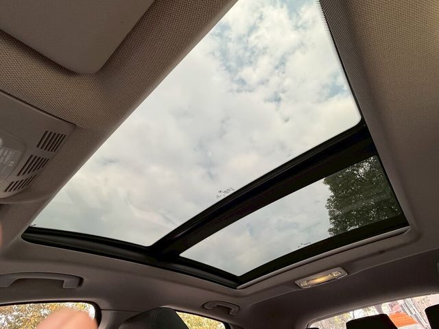 BMW寶馬 320 GT  第17張相片