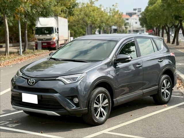 TOYOTA豐田 RAV4  第1張相片
