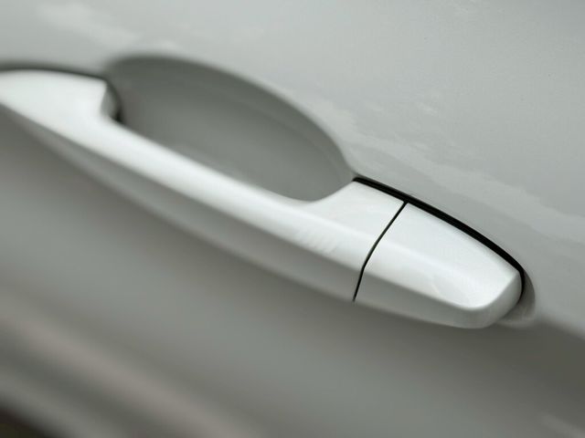 BMW寶馬 218D  第14張相片