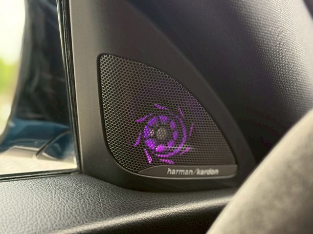 BMW寶馬 M2 COUPE  第9張相片