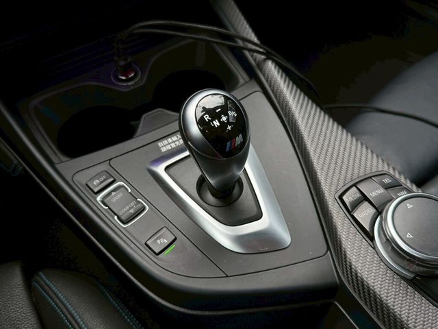 BMW寶馬 M2 COUPE  第10張相片