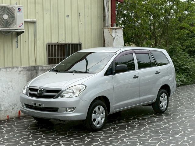 TOYOTA豐田 INNOVA  第1張相片