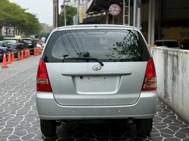 TOYOTA豐田 INNOVA  第4張相片