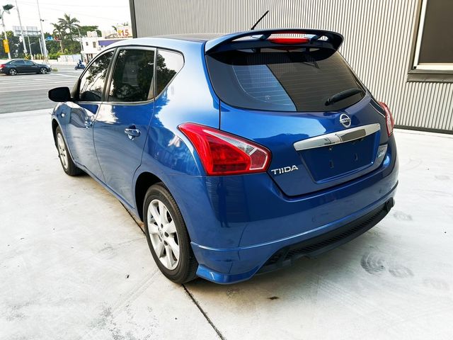 NISSAN日產 TIIDA  第4張相片