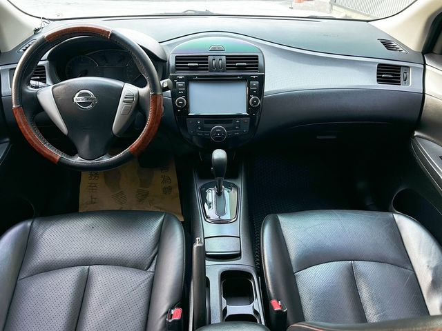 NISSAN日產 TIIDA  第8張相片