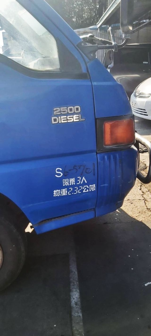 MITSUBISHI三菱 DELICA  第3張相片
