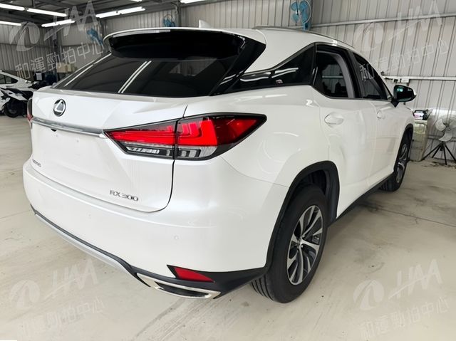 LEXUS凌志 RX300  第3張相片