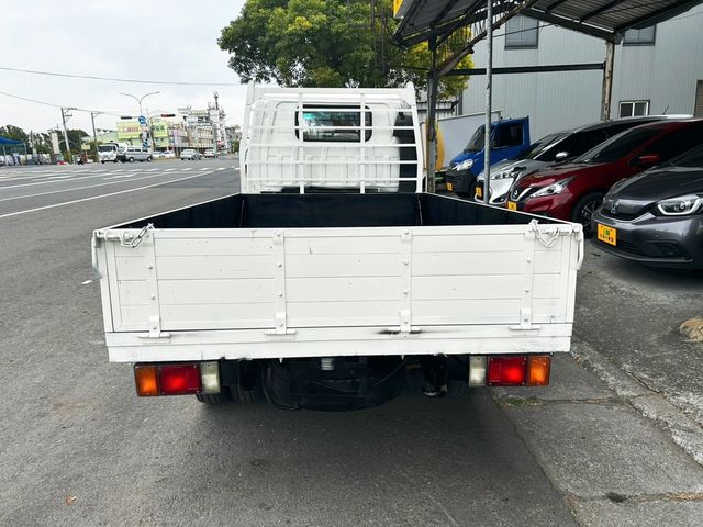 ISUZU五十鈴 ELF  第9張相片